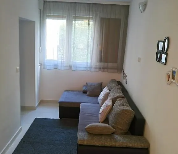 Petra Апартаменти *